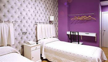 Guest house Angeles 3*